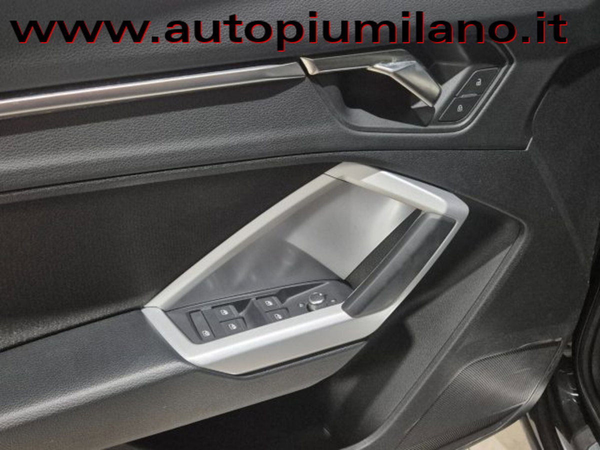 Audi Q3 35 TDI quattro S tronic Business Advanced (19)