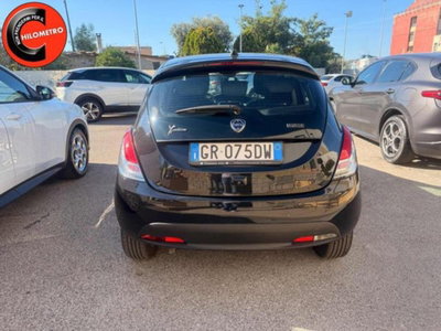 Lancia Ypsilon 1.0 FireFly 5 porte S&S Hybrid Gold Plus (17)