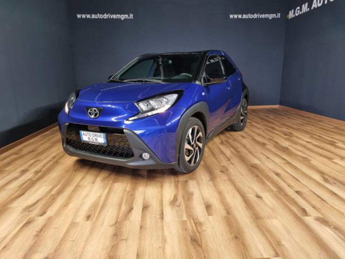 Toyota Aygo X 1.0 VVT-i 72 CV 5p. Undercover S-CVT (11)