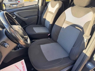 Dacia Duster 1.6 115 CV S&S 4x2 GPL Serie Speciale Brave2 (13)
