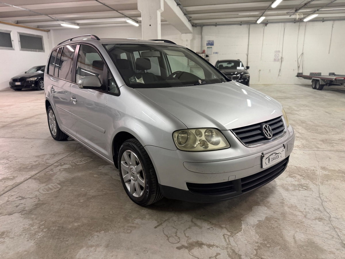 Volkswagen Touran 1.6 TDI Comfortline (3)