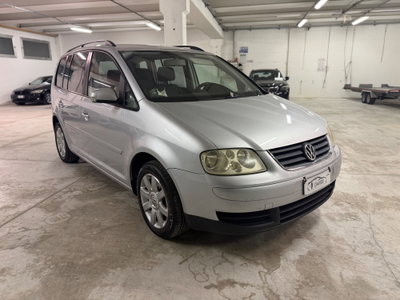 Volkswagen Touran 1.6 TDI Comfortline (3)
