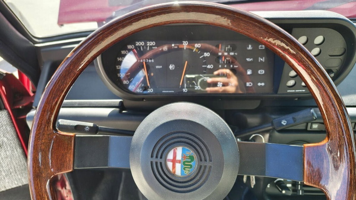 Alfa Romeo Giulietta 2.0 Ti (9)