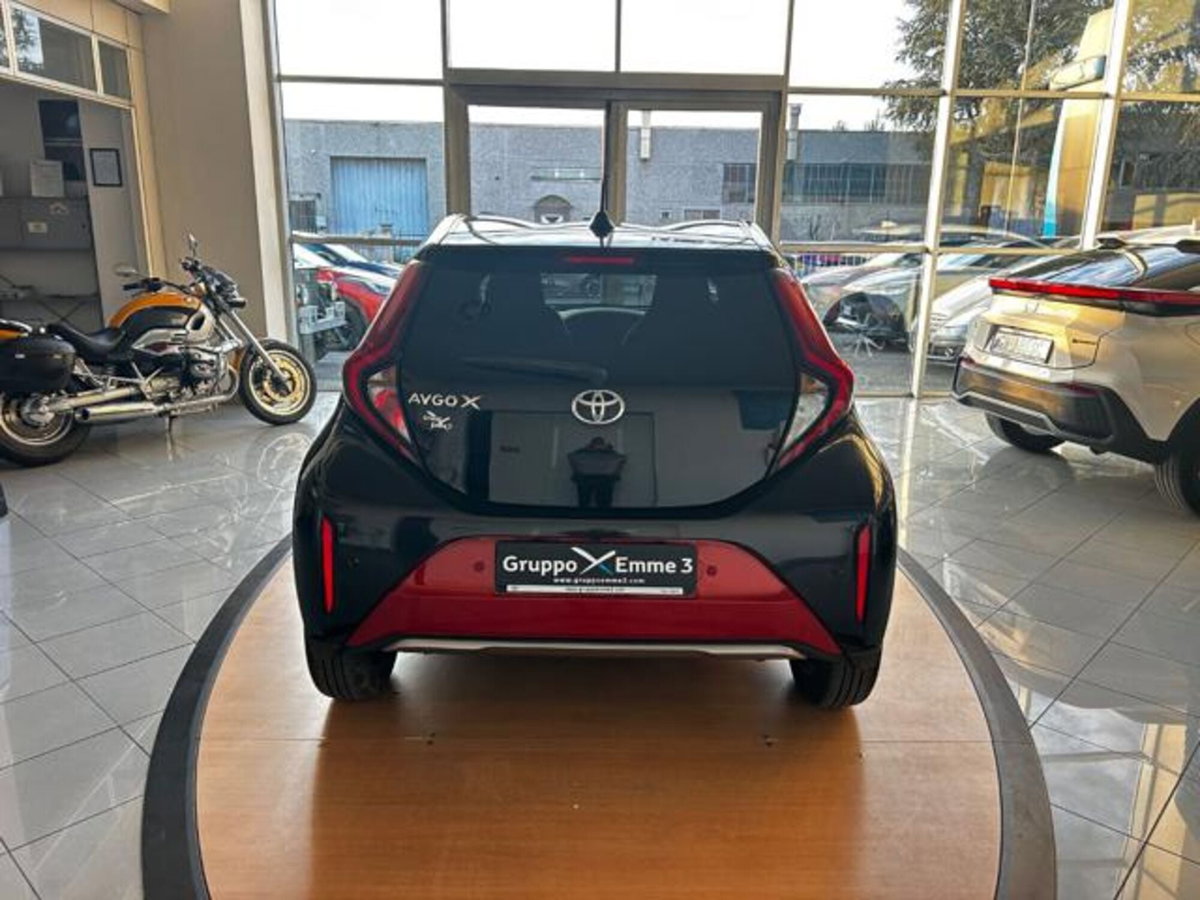 Toyota Aygo X 1.0 VVT-i 72 CV 5p. Undercover S-CVT (4)