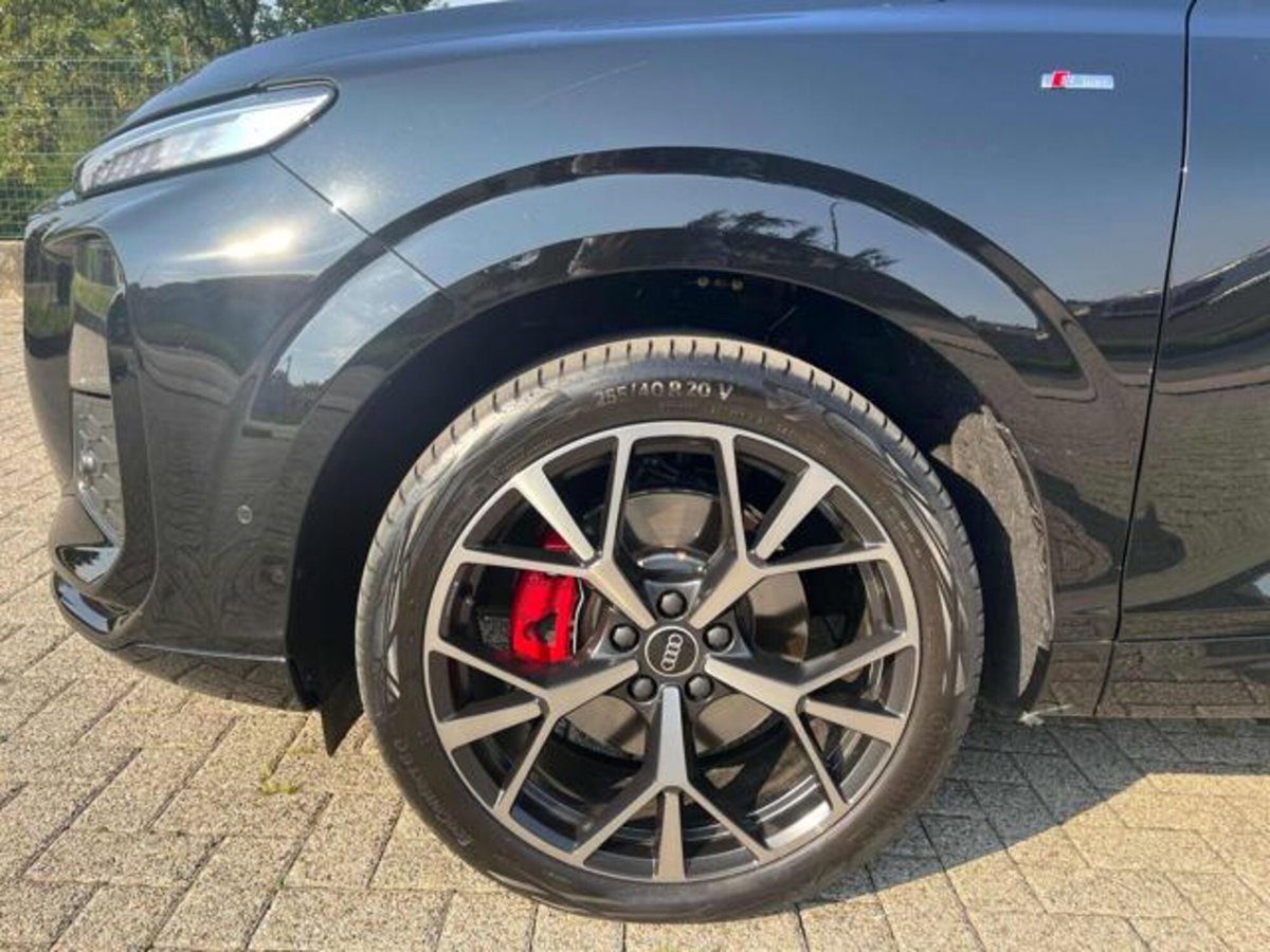 Audi Q3 Sportback 2.0 tdi S line edition 150cv s-tronic (4)