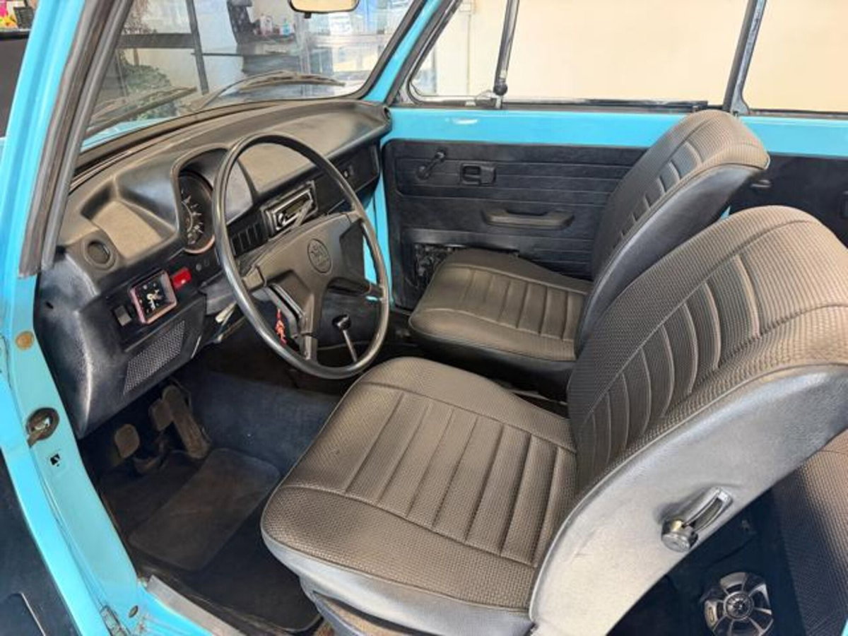 Volkswagen Maggiolino Cabrio 1.2 TSI Design (13)