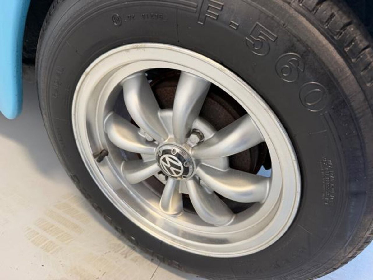 Volkswagen Maggiolino Cabrio 1.2 TSI Design (4)