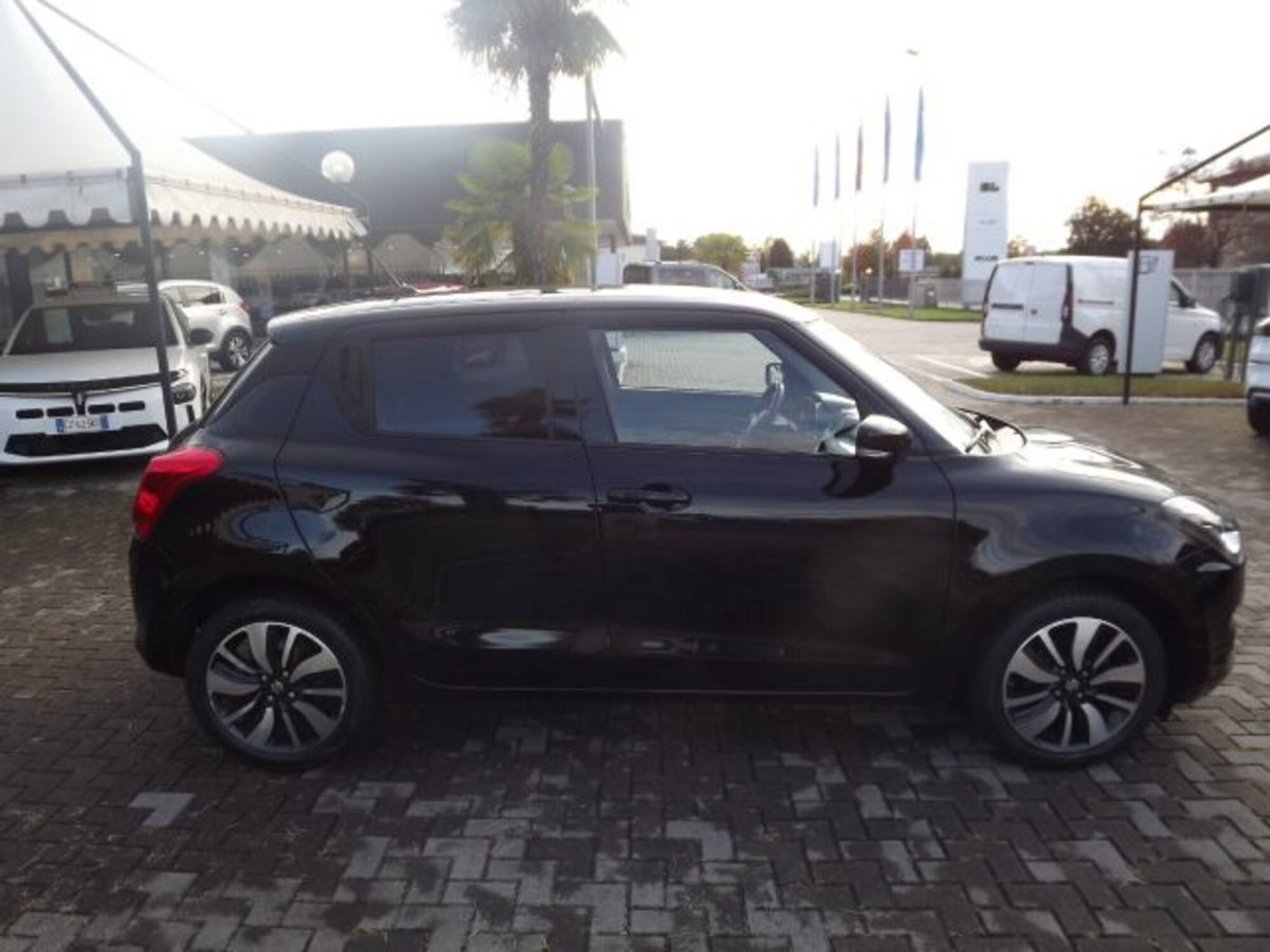 Suzuki Swift 1.2 Hybrid Top (4)