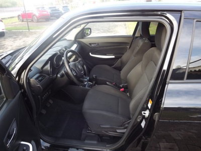 Suzuki Swift 1.2 Hybrid Top (9)