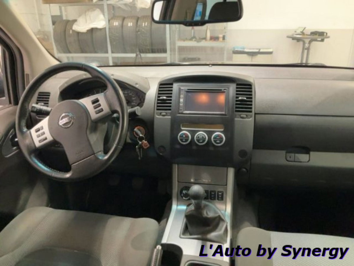 Nissan Navara 2.5 dCi 190CV 4 porte Double Cab LE Platinum (3)