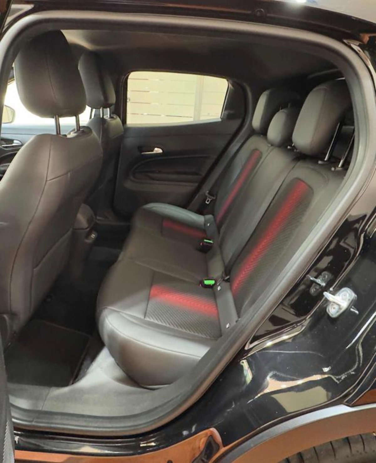 Alfa Romeo Junior 1.2 ibrida Sport Speciale 145cv edct6 (6)