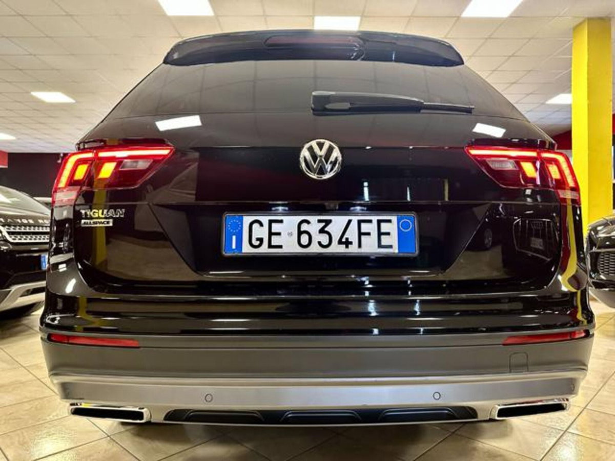 Volkswagen Tiguan Allspace 2.0 tdi R-Line 150cv dsg (5)