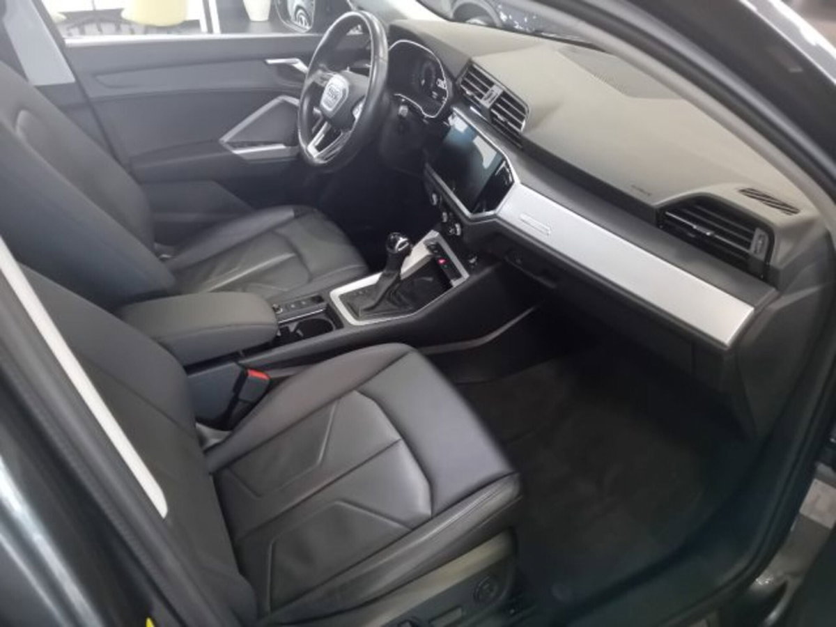 Audi Q3 Sportback 35 TDI quattro S tronic S line edition (15)