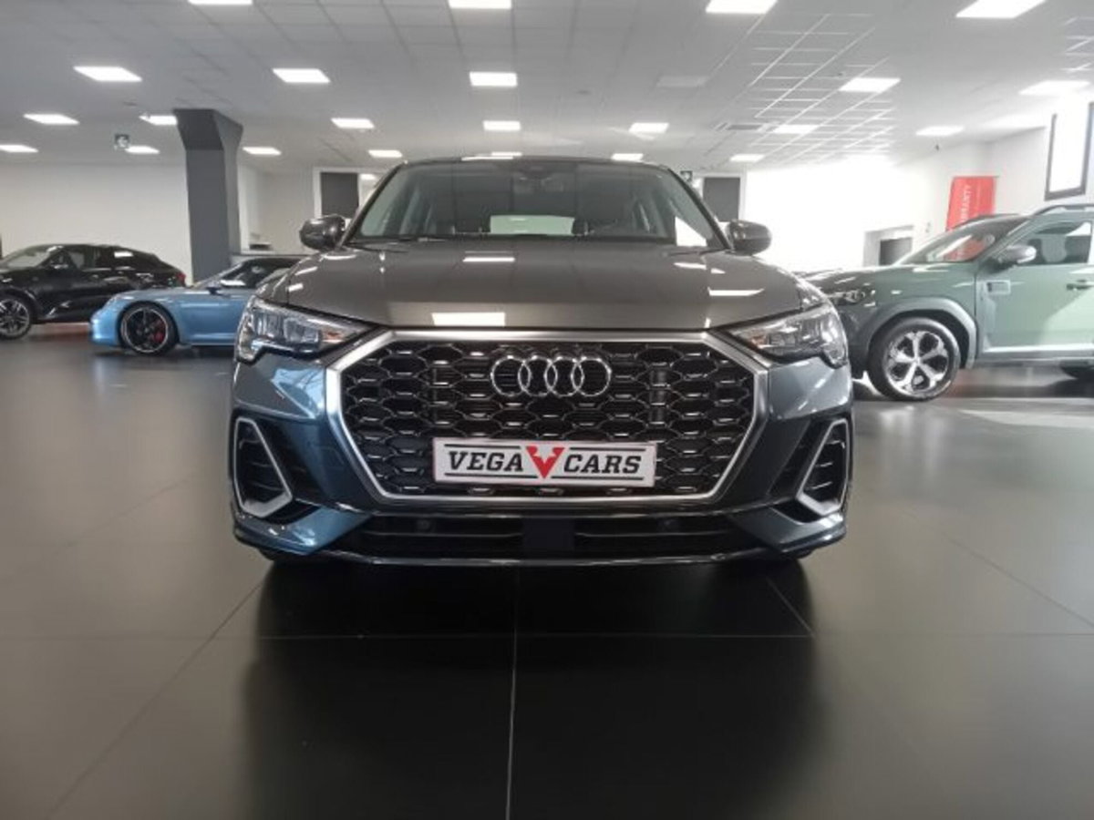 Audi Q3 Sportback 35 TDI quattro S tronic S line edition (2)
