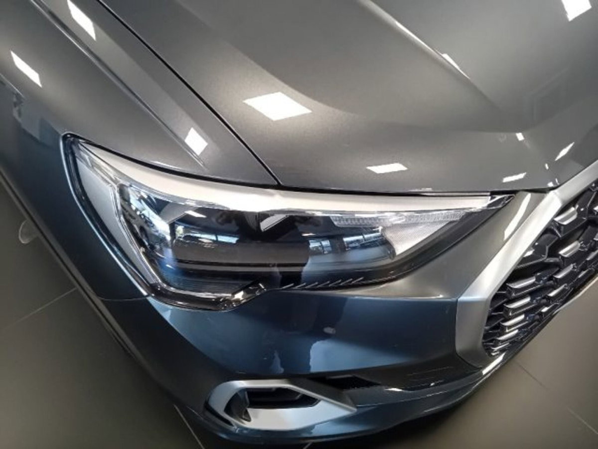 Audi Q3 Sportback 35 TDI quattro S tronic S line edition (5)