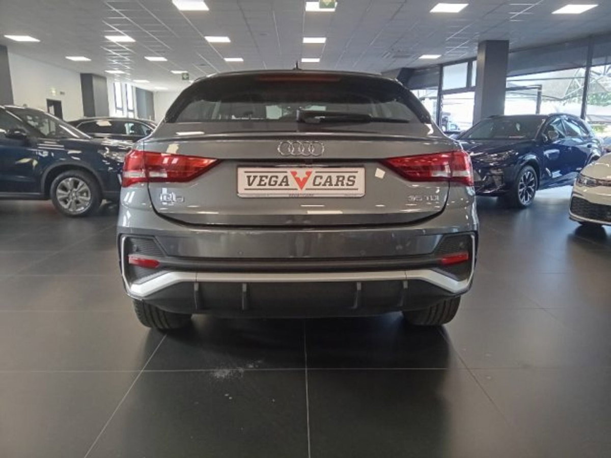Audi Q3 Sportback 35 TDI quattro S tronic S line edition (8)