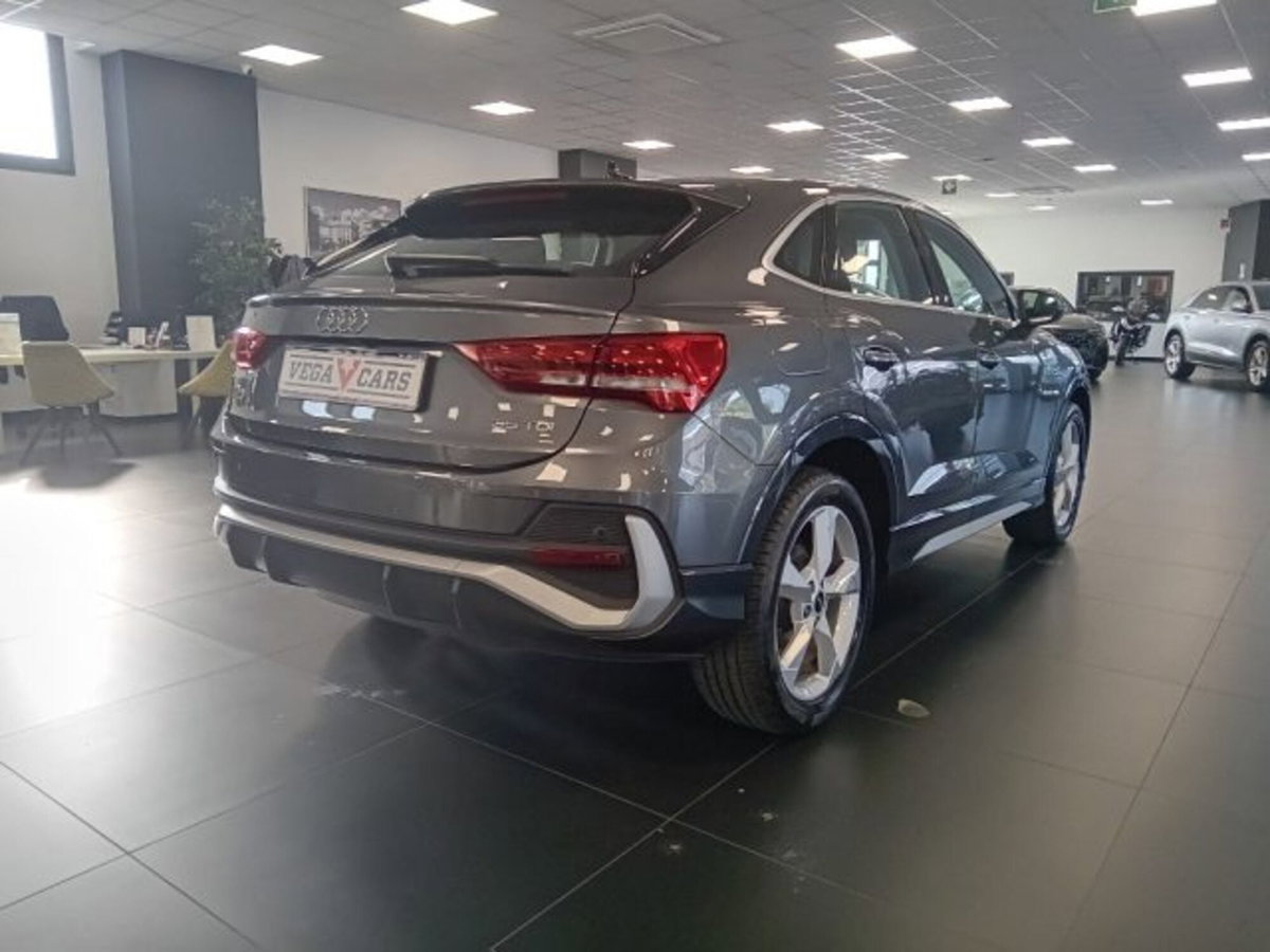 Audi Q3 Sportback 35 TDI quattro S tronic S line edition (9)