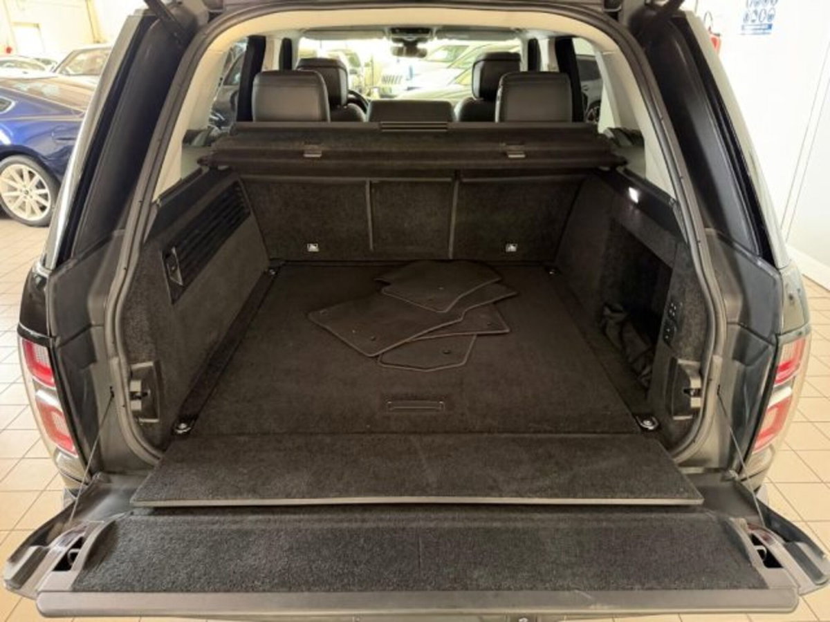 Land Rover Range Rover 3.0D l6 Autobiography (17)