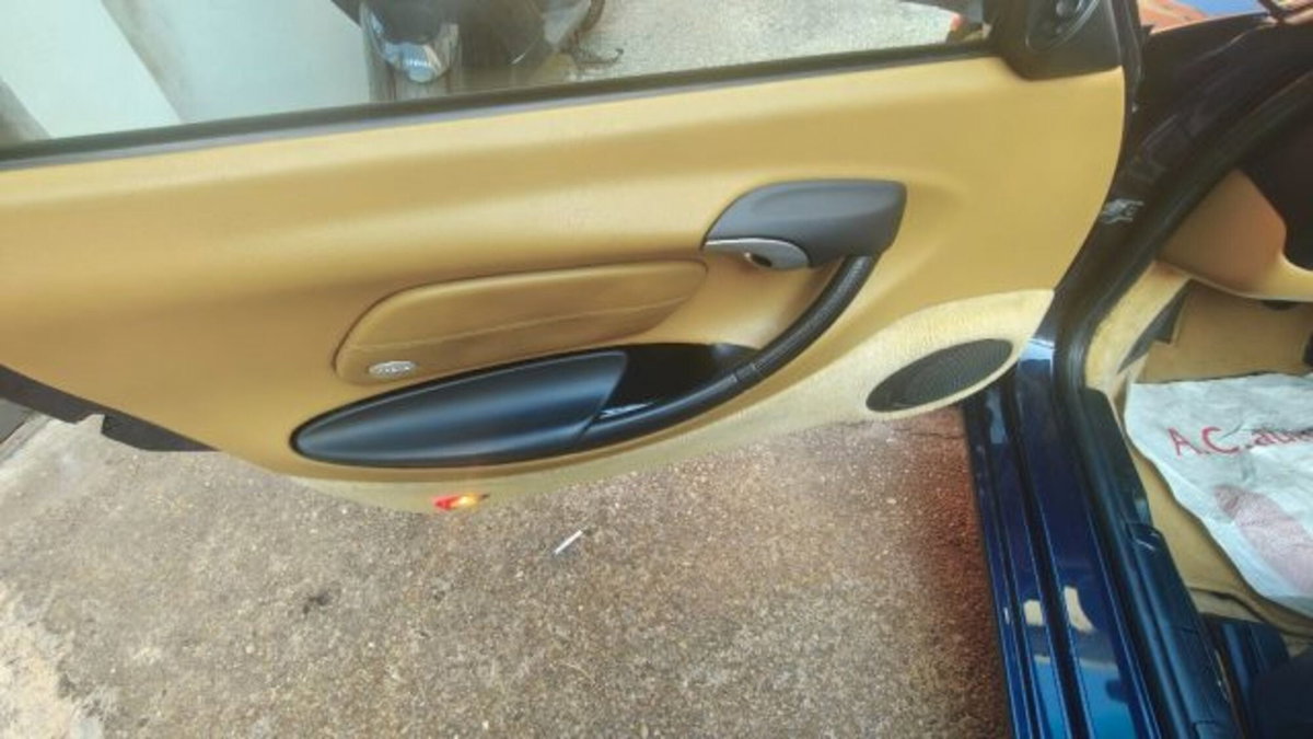 Porsche Boxster 2.7i 24V cat (7)