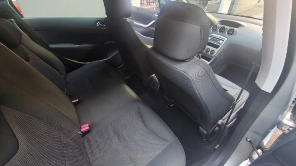 Peugeot 308 SW 1.4 VTi 95CV Premium (11)