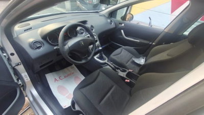 Peugeot 308 SW 1.4 VTi 95CV Premium (5)
