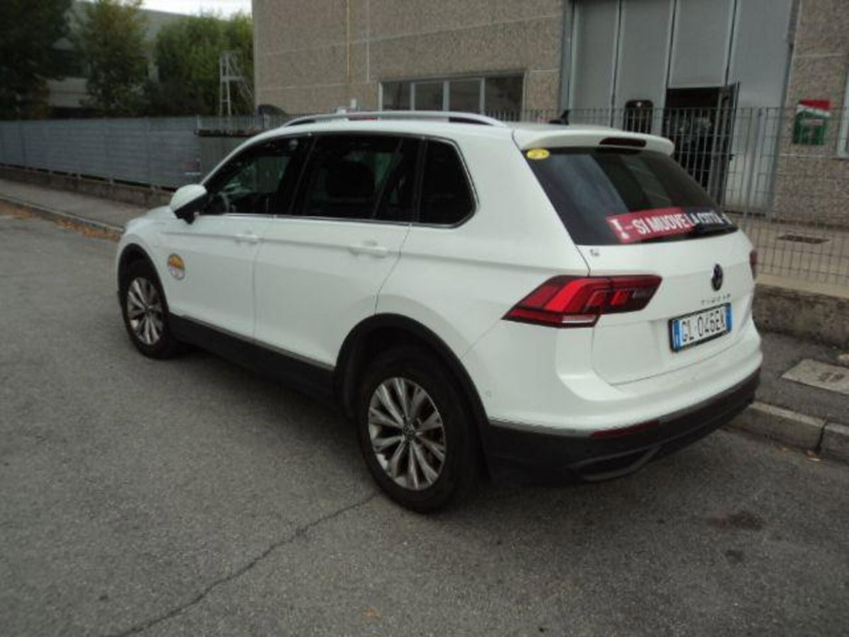 Volkswagen Tiguan 1.4 TSI eHYBRID DSG Elegance (3)