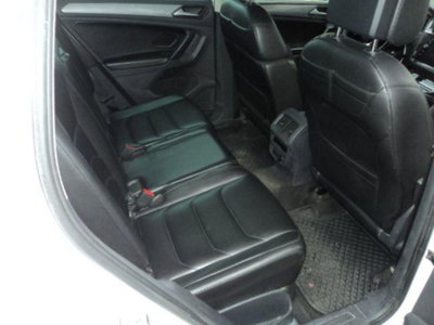 Volkswagen Tiguan 1.4 TSI eHYBRID DSG Elegance (7)