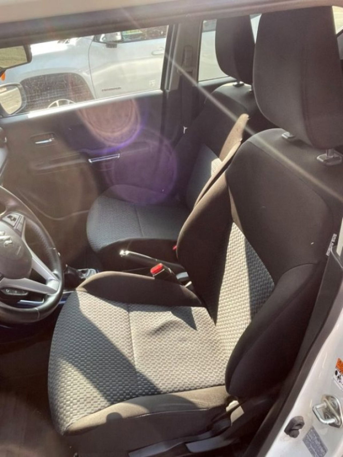 Suzuki Ignis 1.2 Hybrid Easy Top (19)