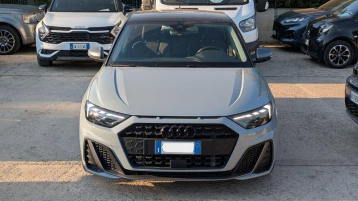Audi A1 Sportback Sportback 30 1.0 tfsi Business 110cv s-tronic (2)