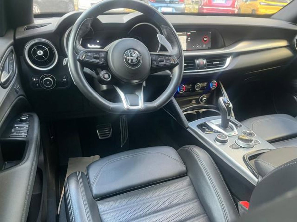 Alfa Romeo Stelvio Stelvio 2.2 Turbodiesel 210 CV AT8 Q4 Veloce (10)
