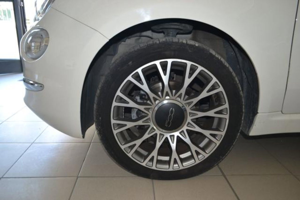 Fiat 500 1.0 Hybrid Dolcevita (5)