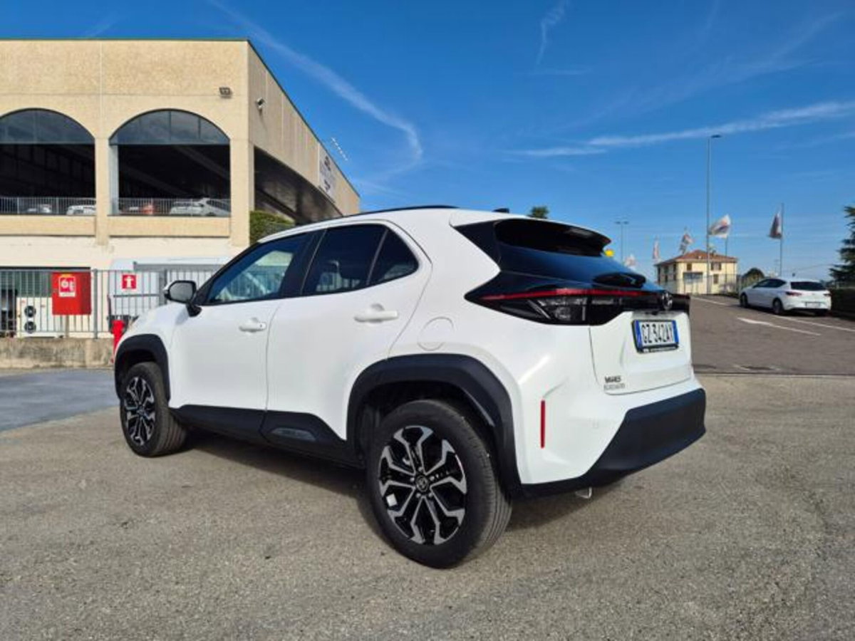 Toyota Yaris Cross 1.5 Hybrid 5p. E-CVT Trend (8)