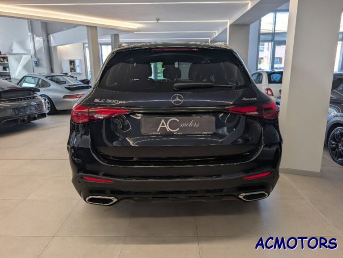 Mercedes-Benz GLC SUV 300 d AMG Line Premium Plus 4matic auto (4)