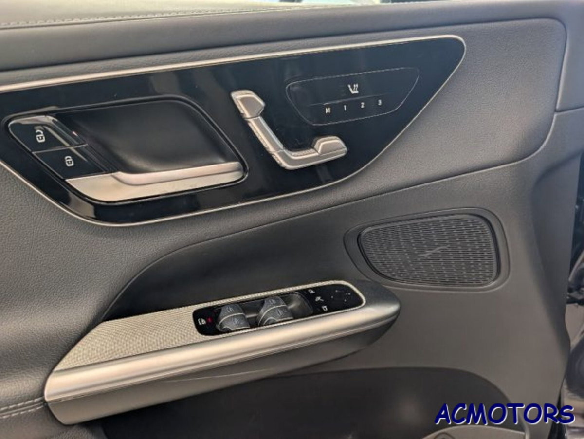 Mercedes-Benz GLC SUV 300 d AMG Line Premium Plus 4matic auto (9)