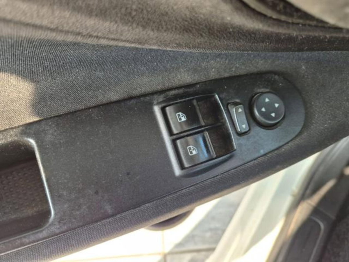 Fiat Punto Evo 1.2 3 porte S&S 150° (16)