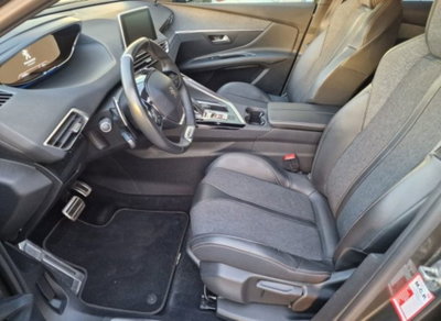Peugeot 3008 PureTech Turbo 130 S&S EAT8 GT Line (12)