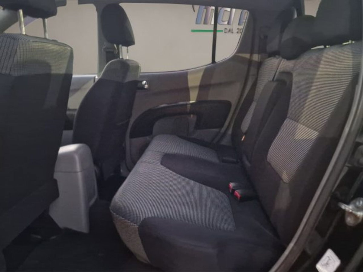 Mitsubishi L200 2.5 DI-D/136CV Double Cab Invite (13)