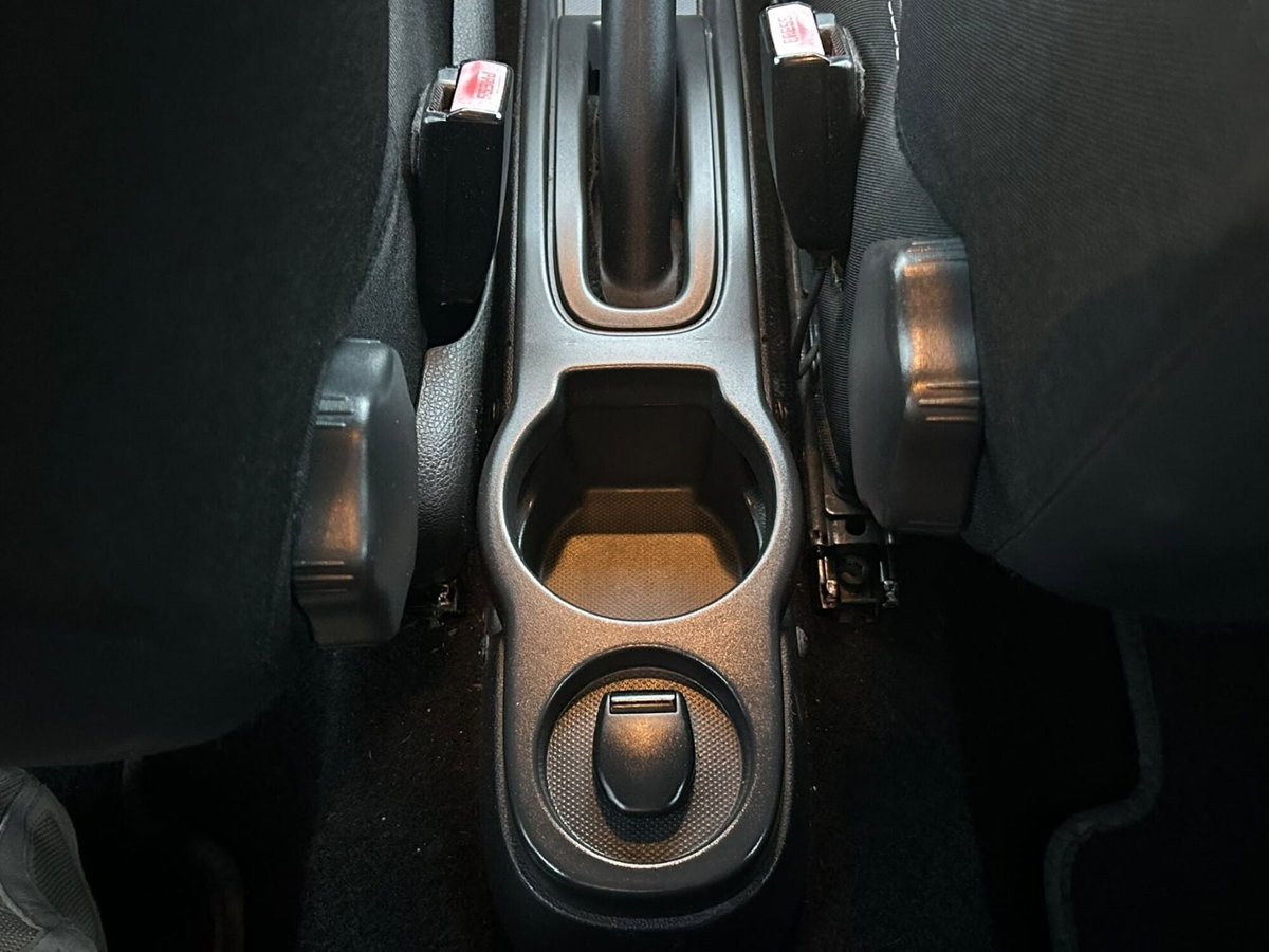 Dacia Duster 1.5 dCi 110 CV S&S 4x2 Serie Speciale Brave (15)