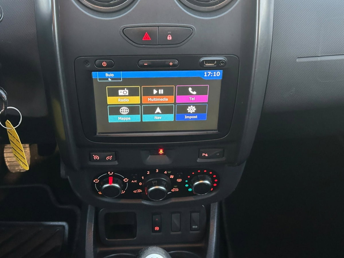 Dacia Duster 1.5 dCi 110 CV S&S 4x2 Serie Speciale Brave (18)
