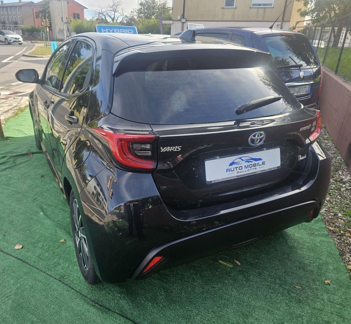 Toyota Yaris 1.5 Hybrid 5 porte Lounge (4)