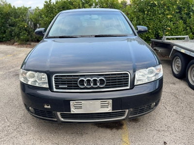 Audi A4 2.5 V6 TDI/180 CV cat quattro (2)