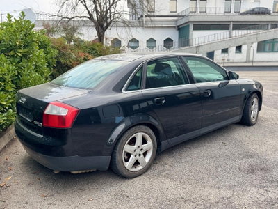 Audi A4 2.5 V6 TDI/180 CV cat quattro (3)