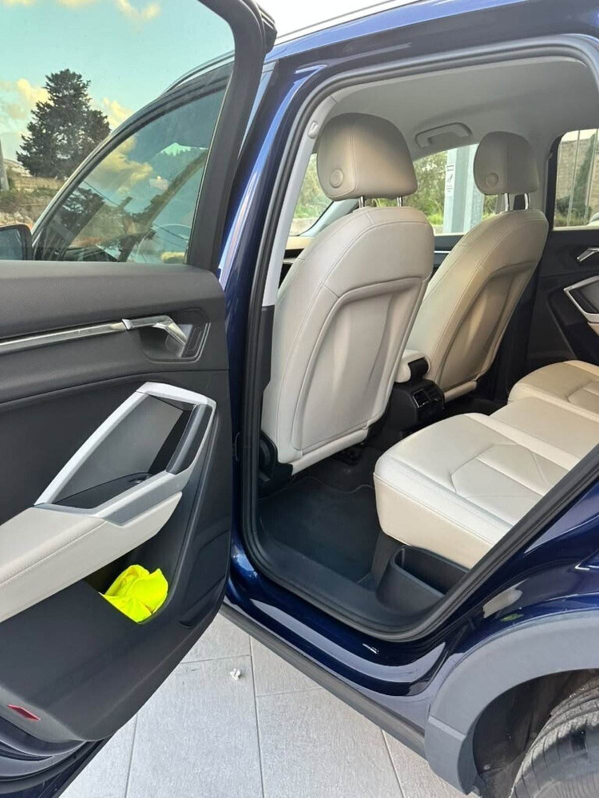 Audi Q3 35 TDI quattro S tronic Business (10)