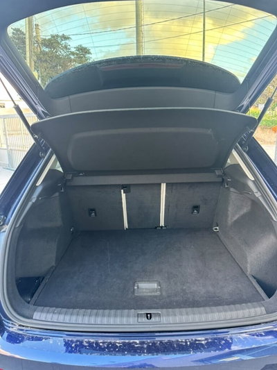 Audi Q3 35 TDI quattro S tronic Business (14)