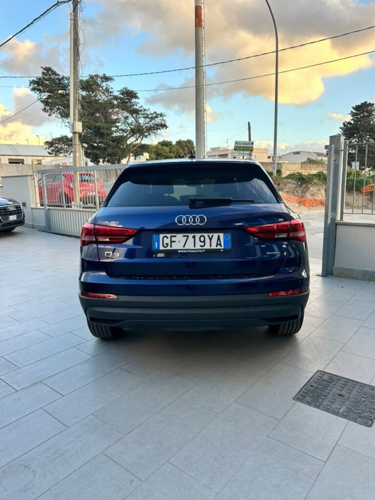 Audi Q3 35 TDI quattro S tronic Business (3)
