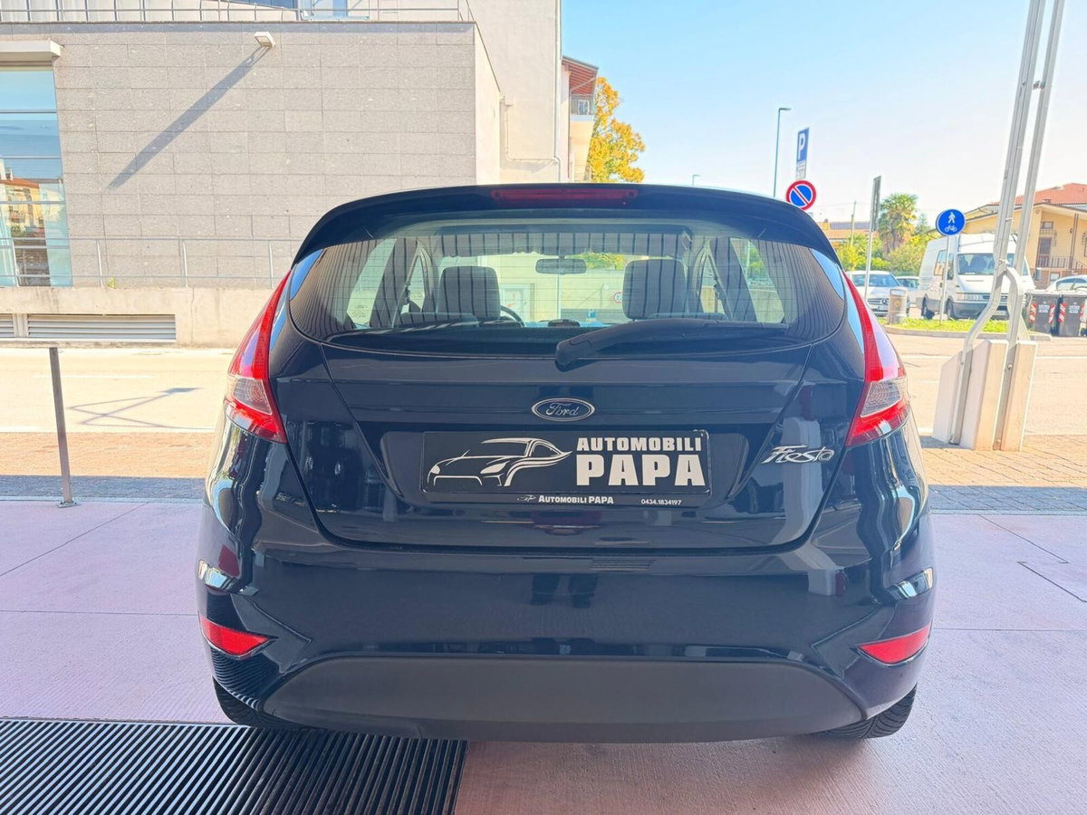 Ford Fiesta 1.2 82 CV 5 porte Titanium (14)