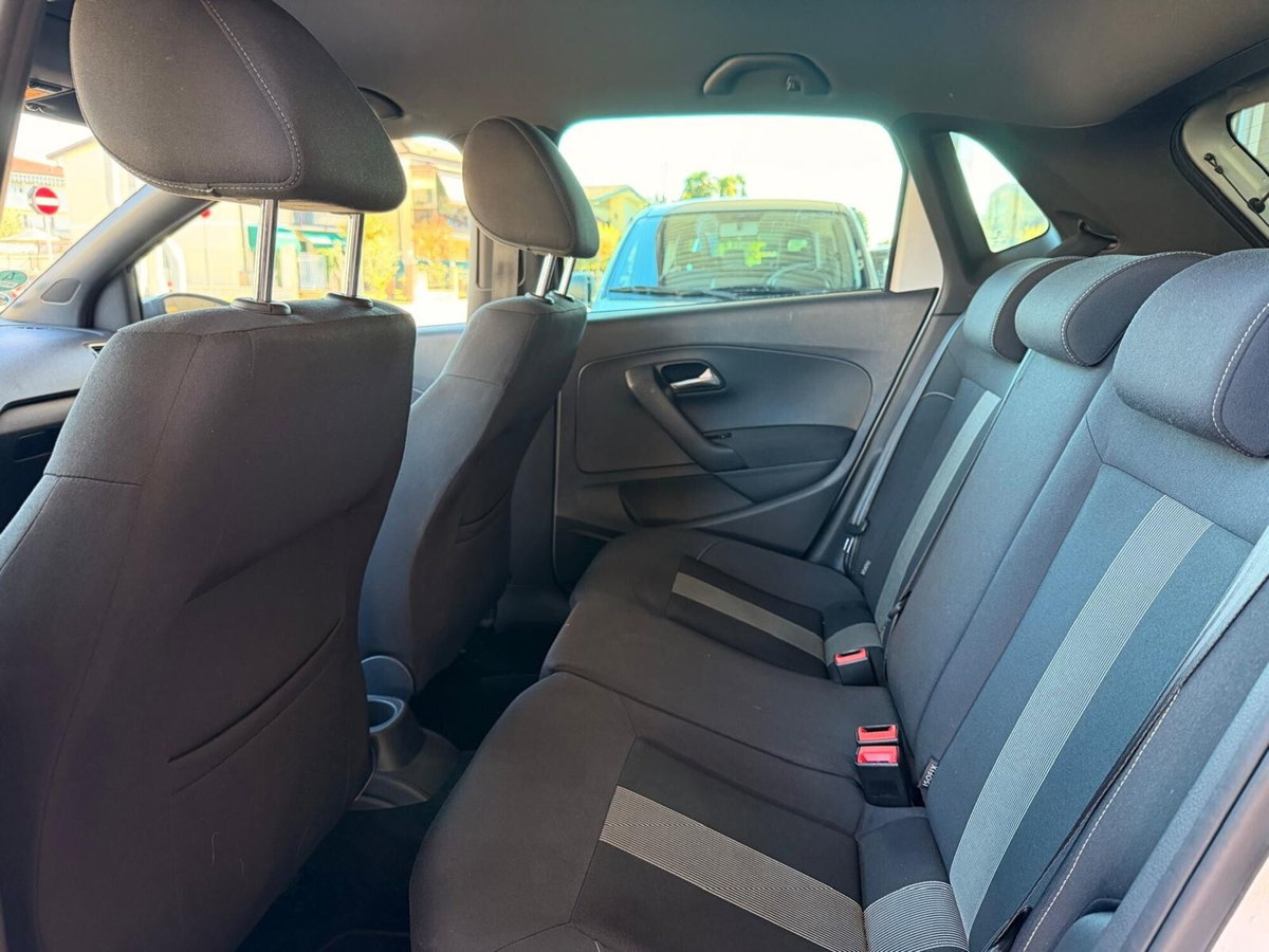 Volkswagen Polo 1.2 5 porte United (12)
