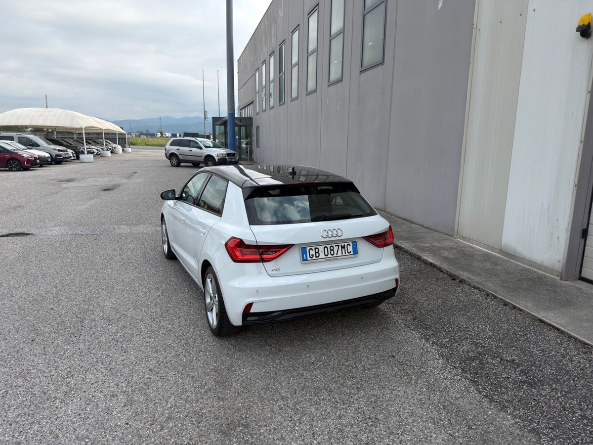 Audi A1 Sportback 30 TFSI Admired Advanced (4)