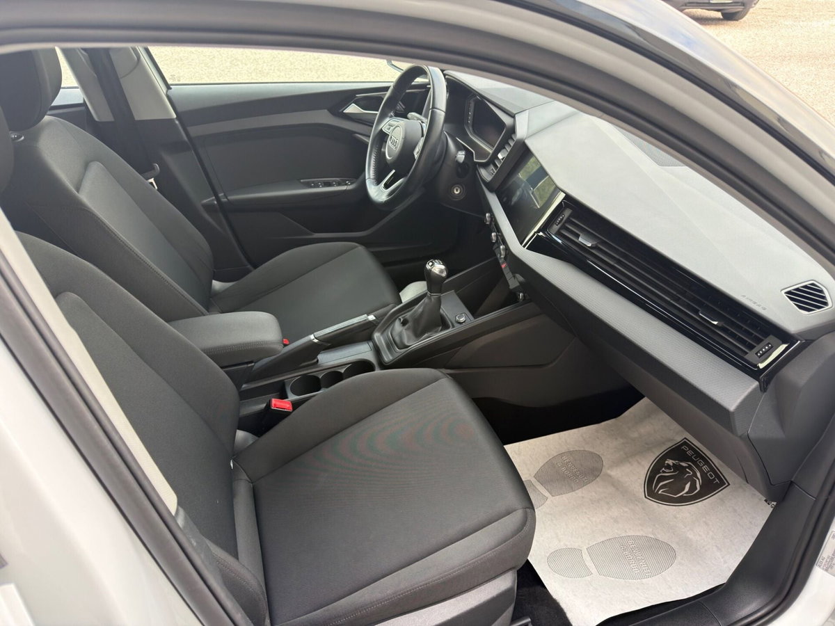 Audi A1 Sportback 30 TFSI Admired Advanced (8)