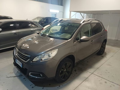 Peugeot 2008 120 S&S Black Matt usata